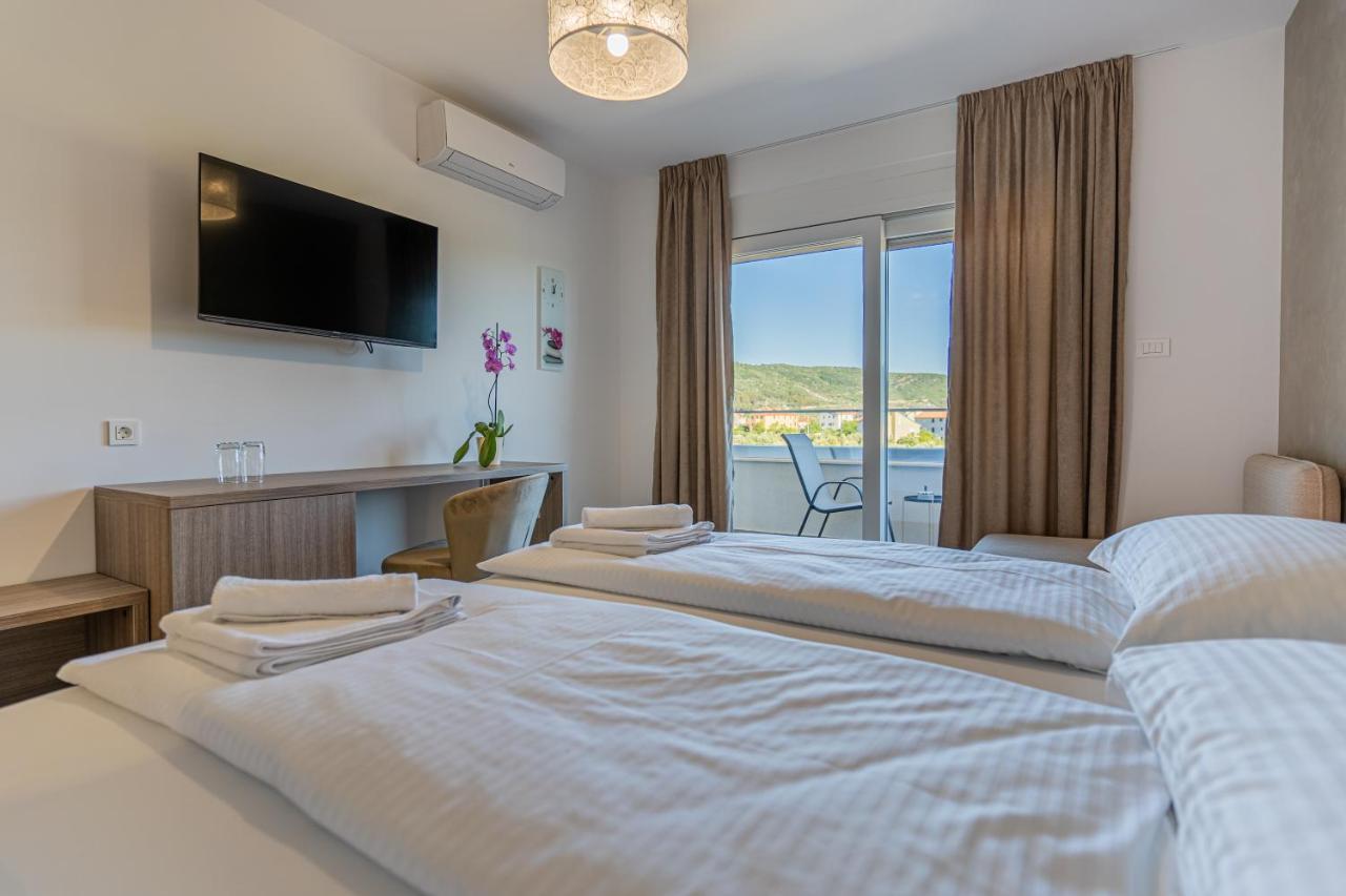 Aparthotel Orhideja