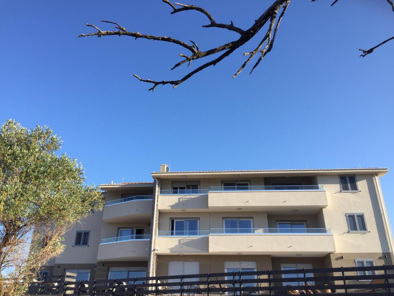 Orhideja Aparthotel 4*